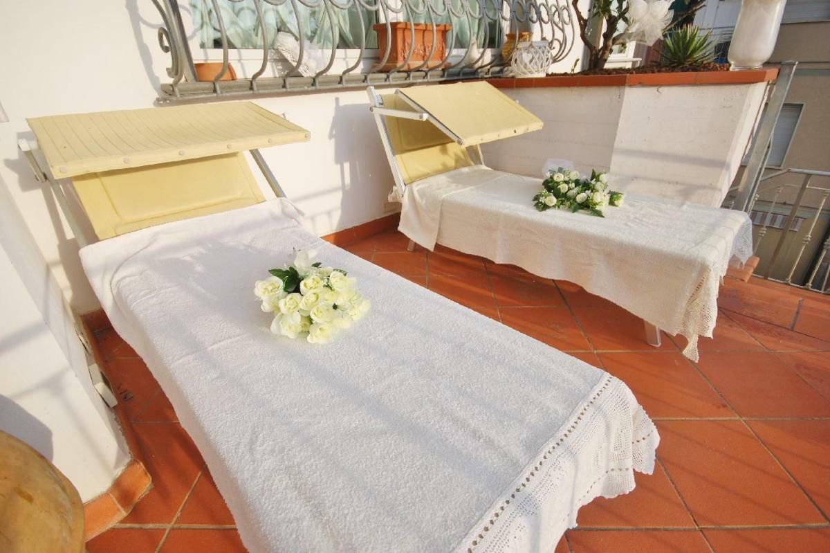 Raffinato Attico Vicino Al Mare Con Solarium Lido Di Camaiore Zewnętrze zdjęcie